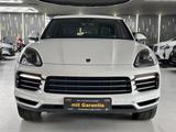 Porsche Cayenne 3.0 E-Hybrid SportChrono/LANE/SIDE/SOUND - Porsche Cayenne: Weiß
