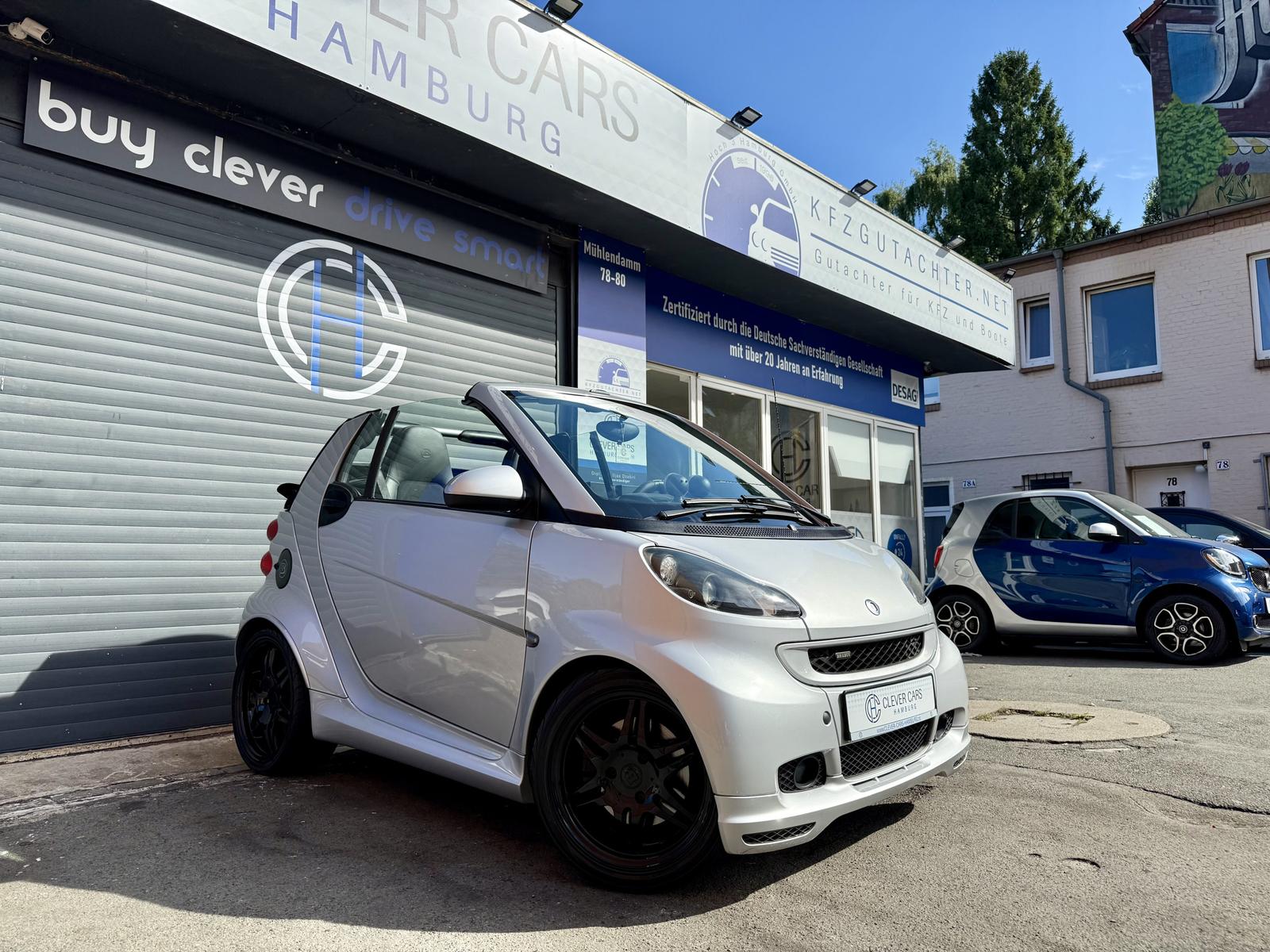 Smart ForTwo CABRIO*BRABUS XCLUSIVE*LEDER*NAVI*CAM*F1