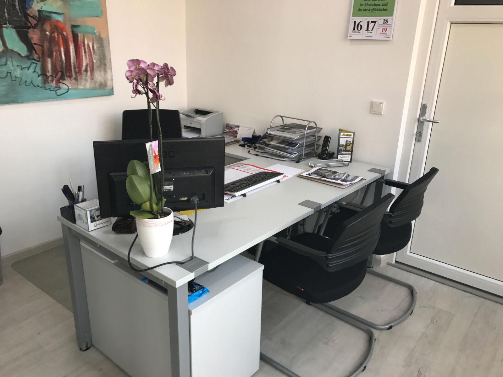 showroom-image-bottom