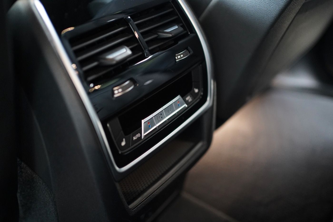 Fahrzeugabbildung BMW X5 xDrive30d xLine +Standheizung+Laserlicht+AHK+