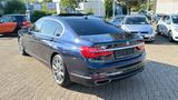 BMW 750 Ld xDrive /TV-Massage-Lounge-Pano-Executive - mit Diesel-Antrieb: Blau, Standheizung, Limousine