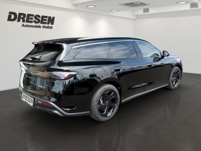 BYD SEAL 6