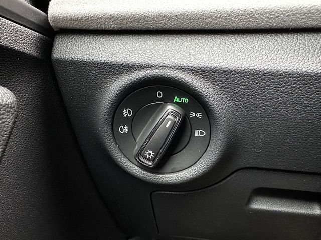 Kamiq Selection 1.0TSI 116 PS 5J GAR,CARPLAY;LED