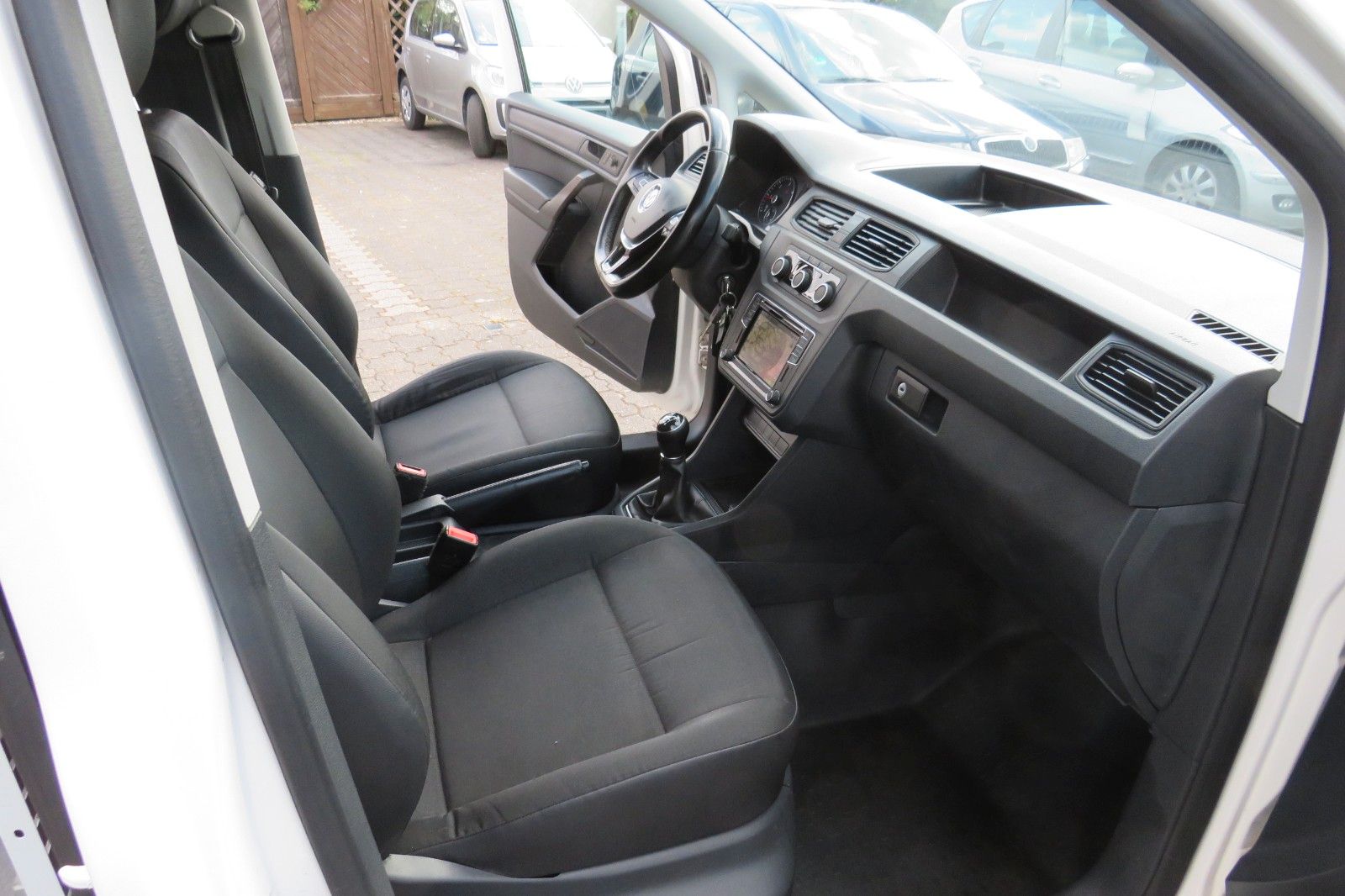Fahrzeugabbildung Volkswagen Caddy MAXI Kasten LKW 2.0 TDI