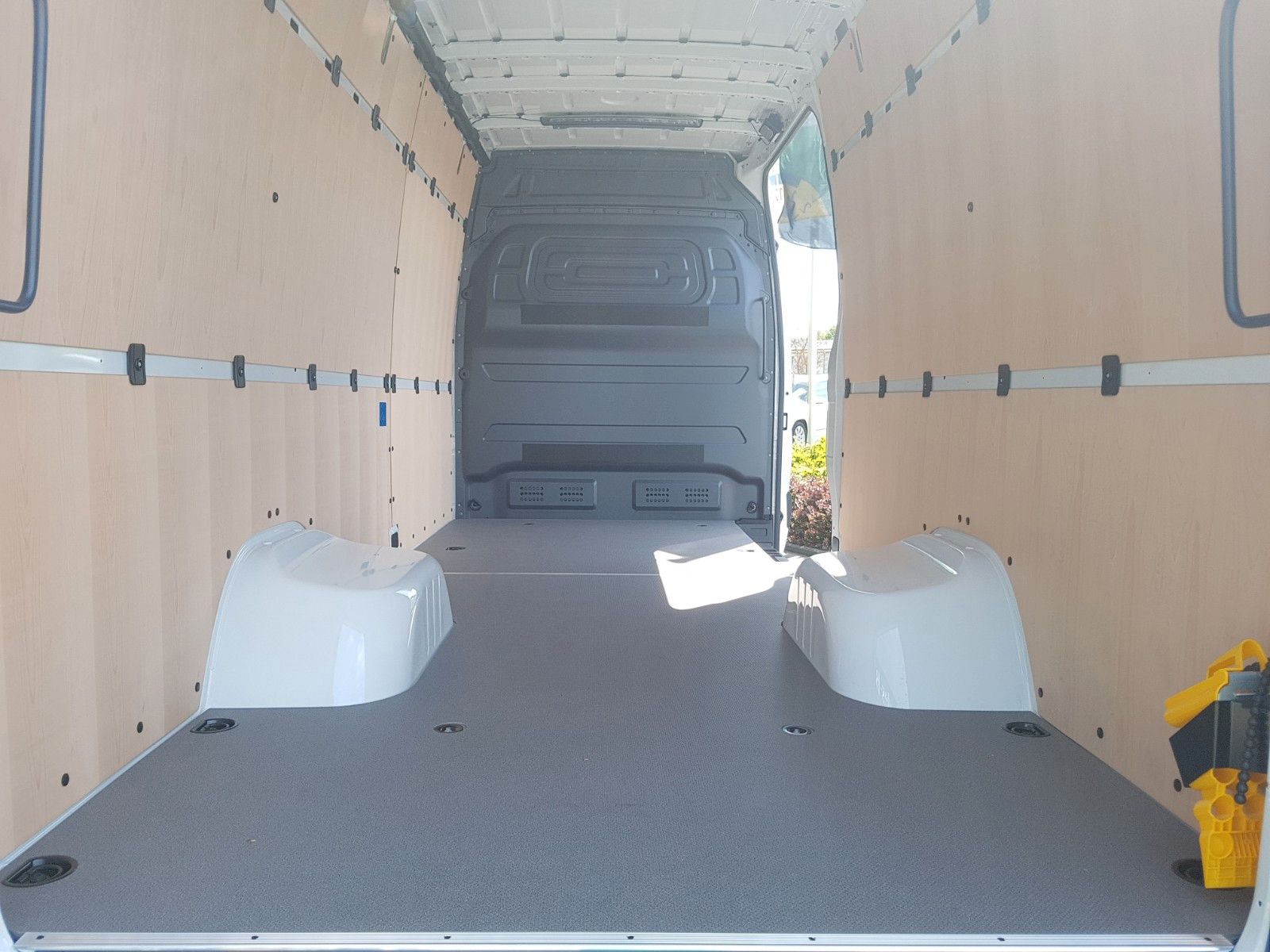 Fahrzeugabbildung Mercedes-Benz Sprinter 517 CDI 4325 9G Klima AHK3,5 Kamera