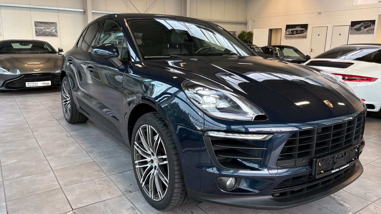 Fahrzeugabbildung Porsche Macan S Diesel/Panodach/21 Zoll Turbo/