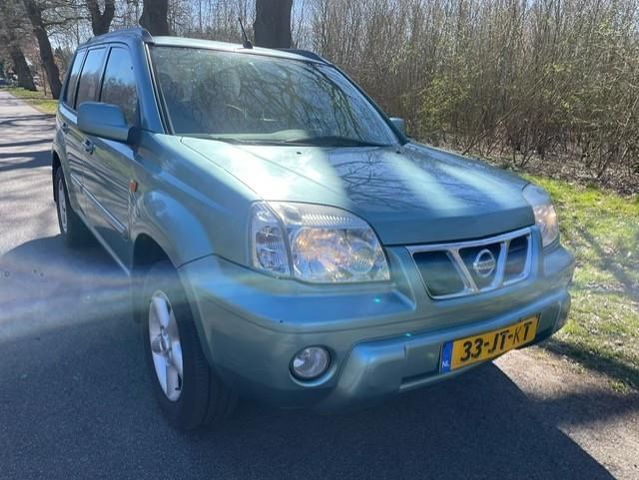 Nissan X-Trail 2.0 Luxury