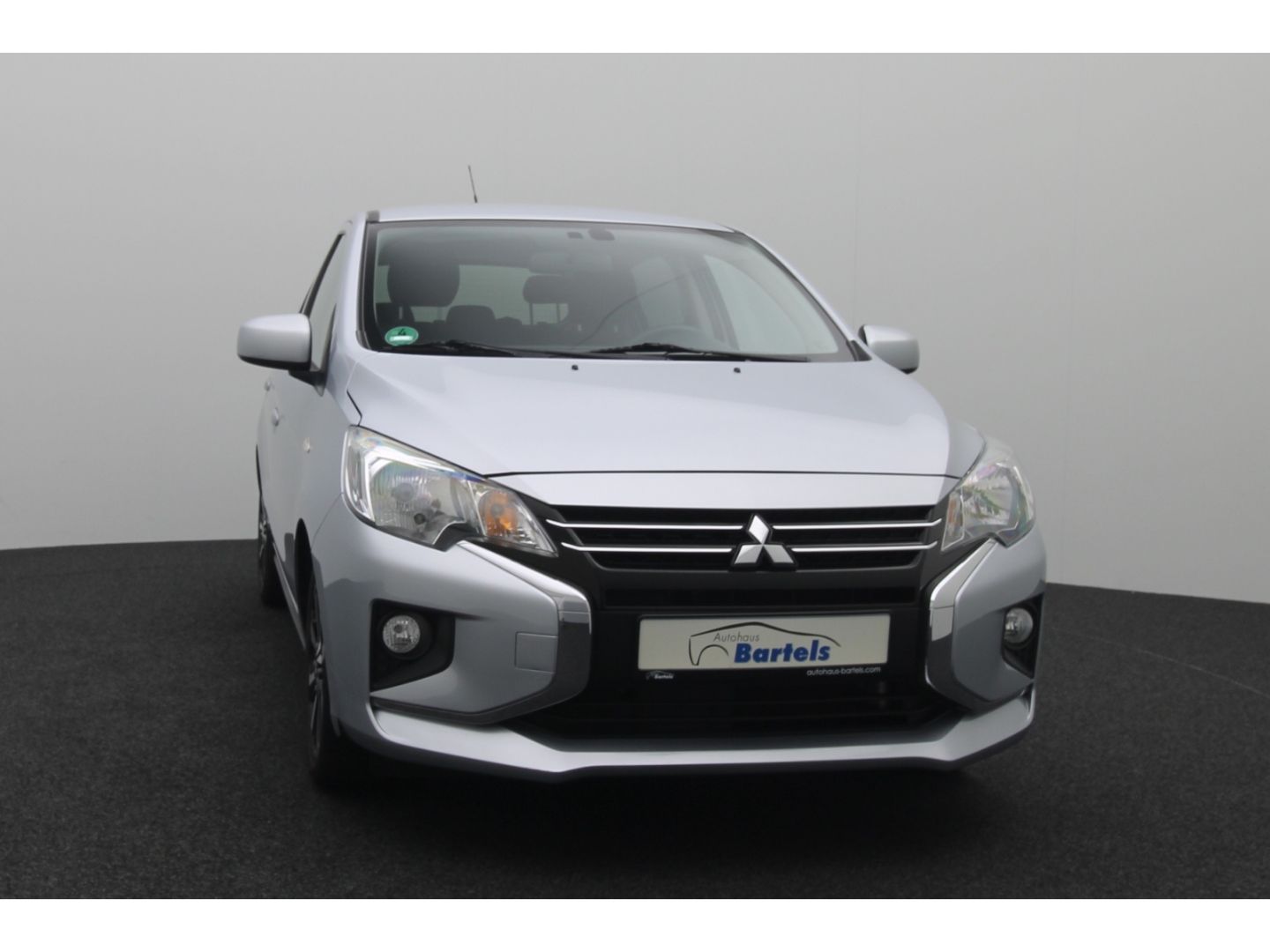 Fahrzeugabbildung Mitsubishi Space Star Select+ Garantie Klima Temp AppleCP