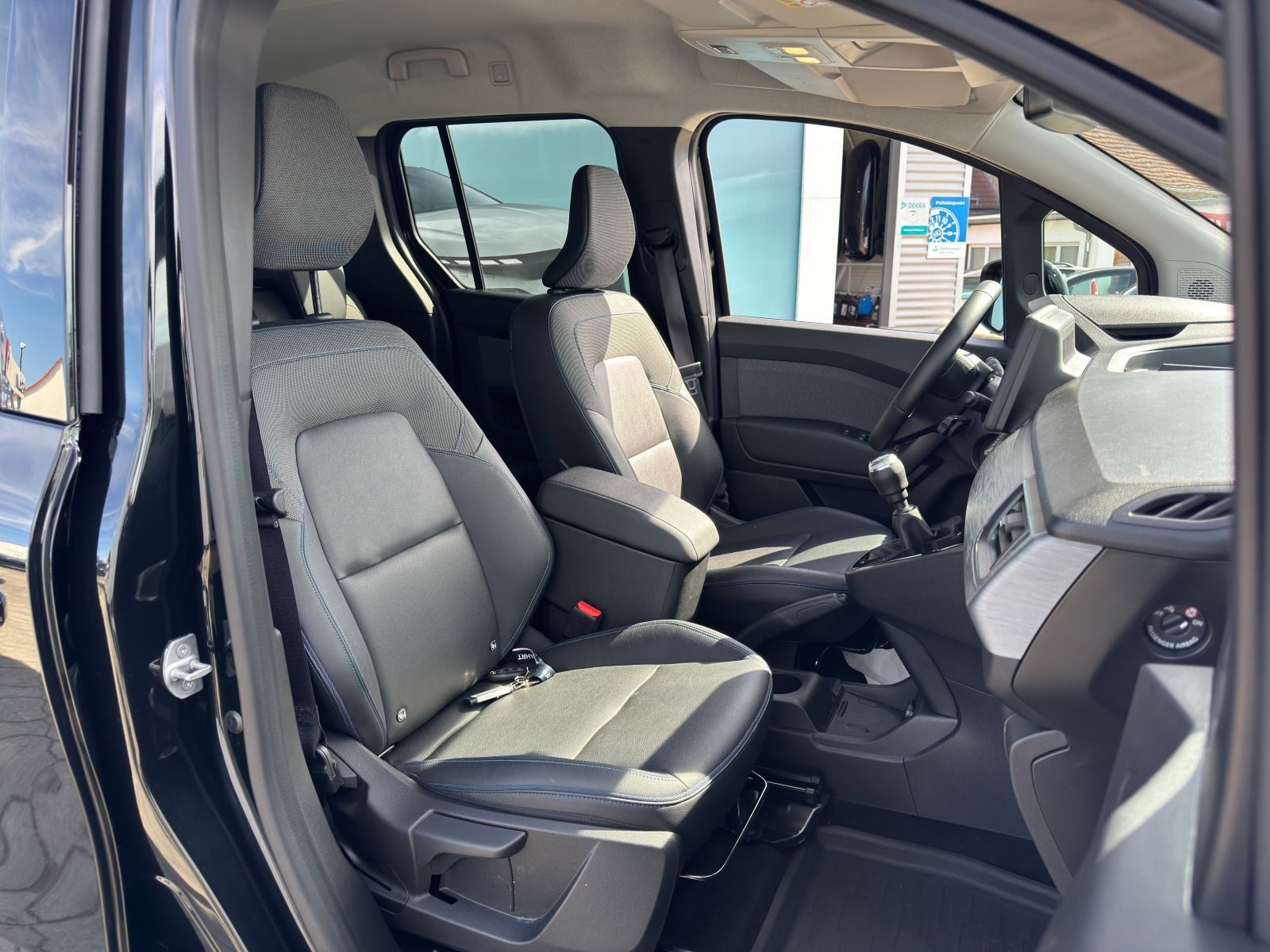 Fahrzeugabbildung Nissan Townstar 130PS 6-Gang L1 Tekna*