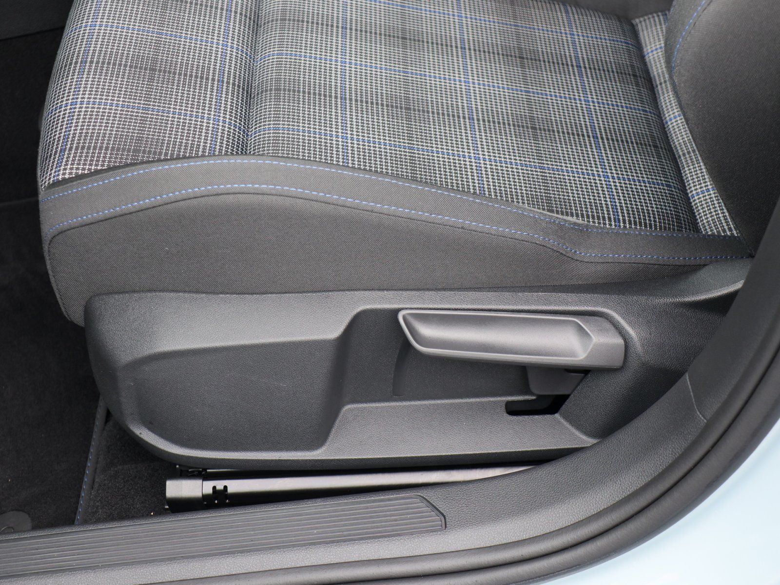 Volkswagen Golf - Bild 16