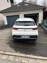 Mercedes-Benz EQC 400 4MATIC AMG Line MULTIBEAM BURMESTER AHK  - Mercedes-Benz EQC von privat