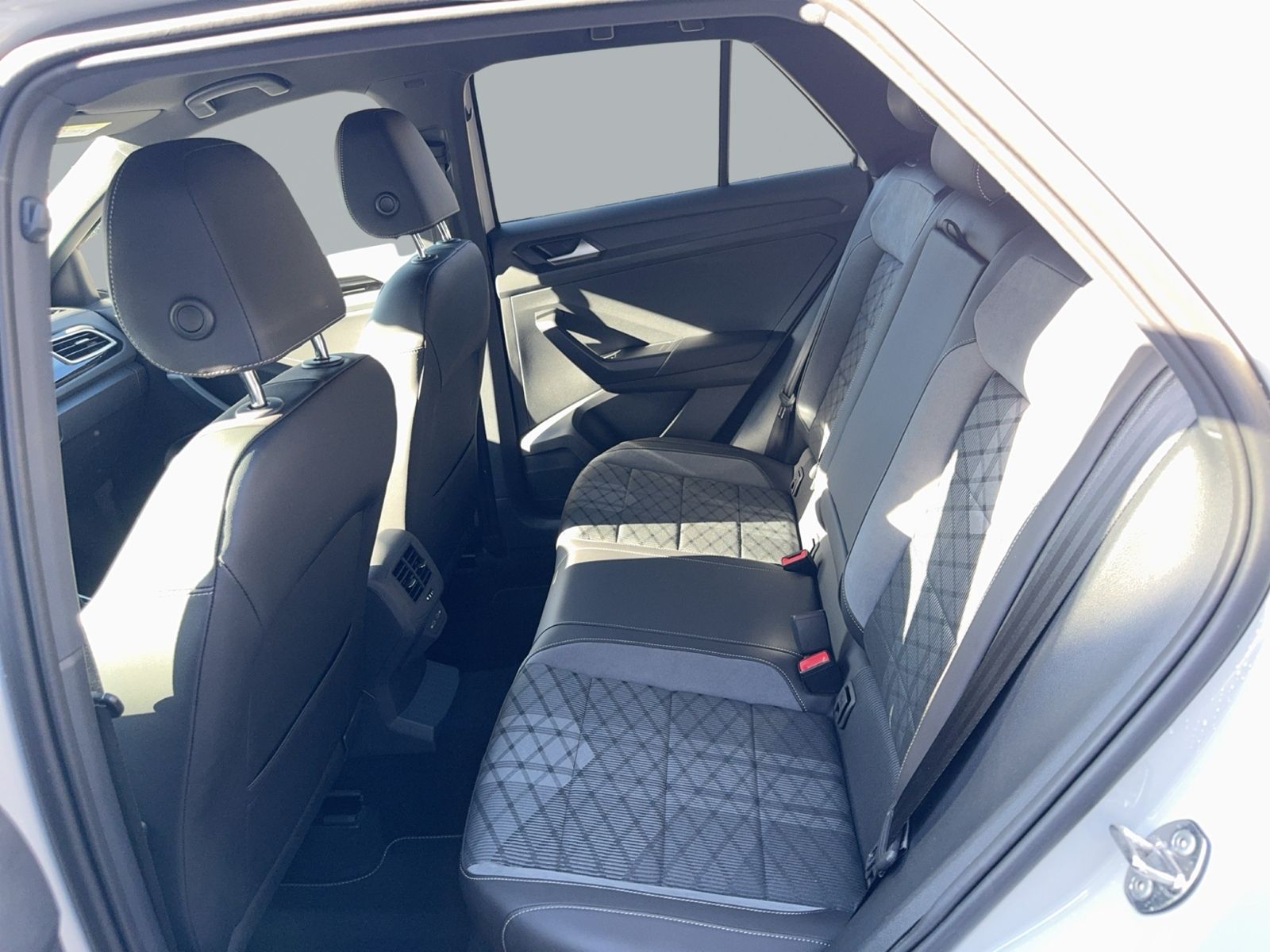 T-Roc 1.0 TSI R-Line, Climatronic, Navi Discover