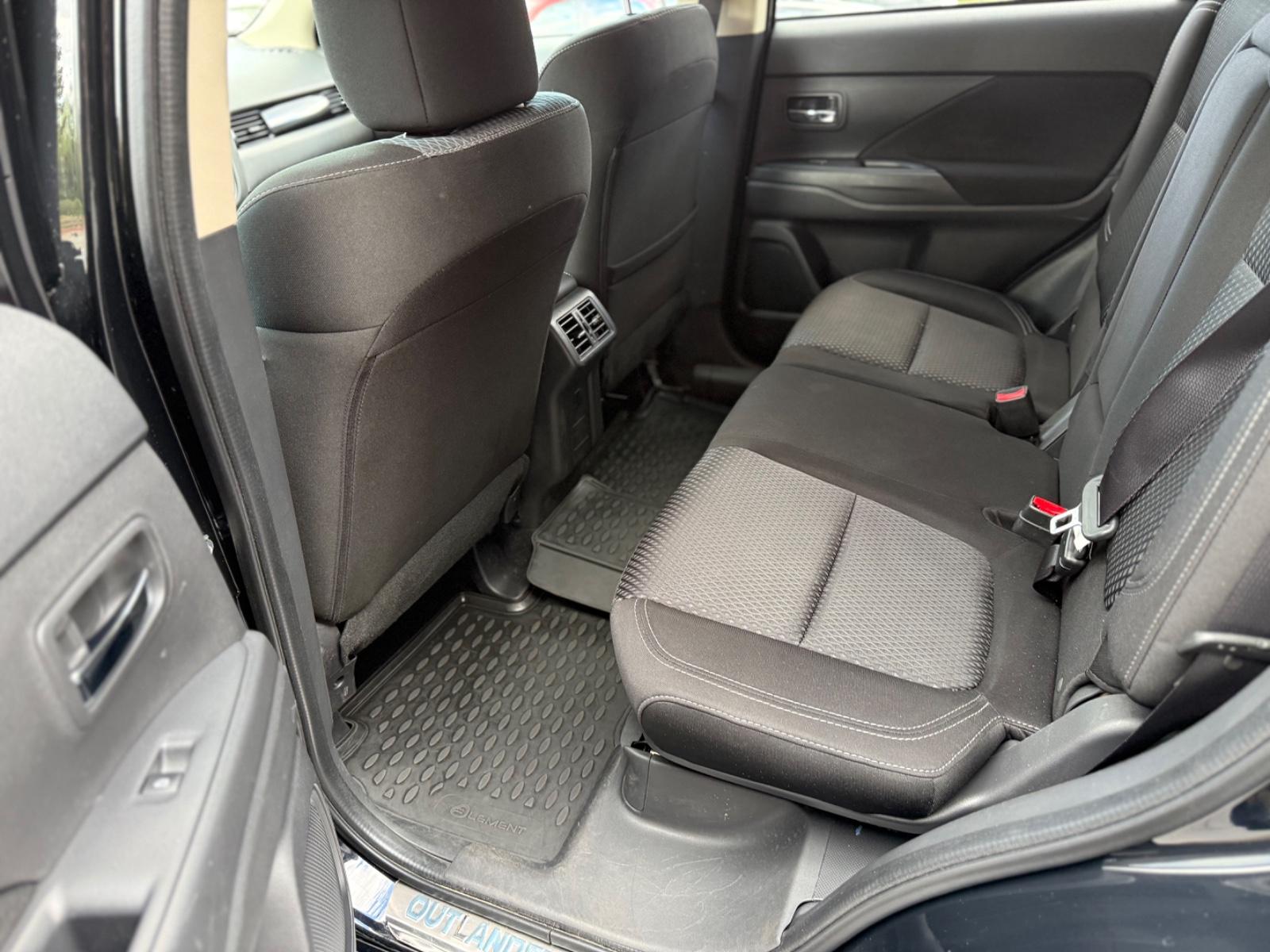 Mitsubishi Outlander 2.0 CVT Diamant Ed. 2WD I AHK I KAM