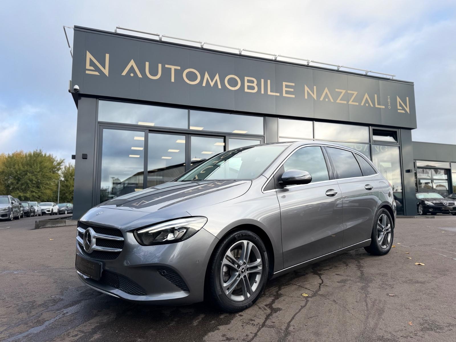 Mercedes-Benz B 220