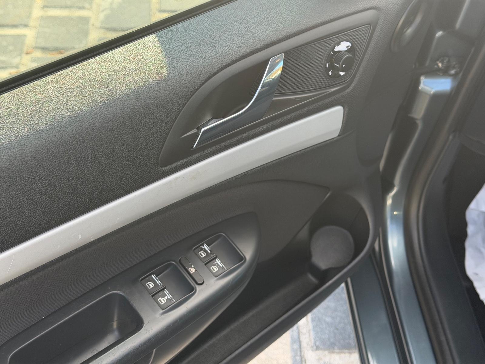 Skoda Octavia 2005 — photo 11
