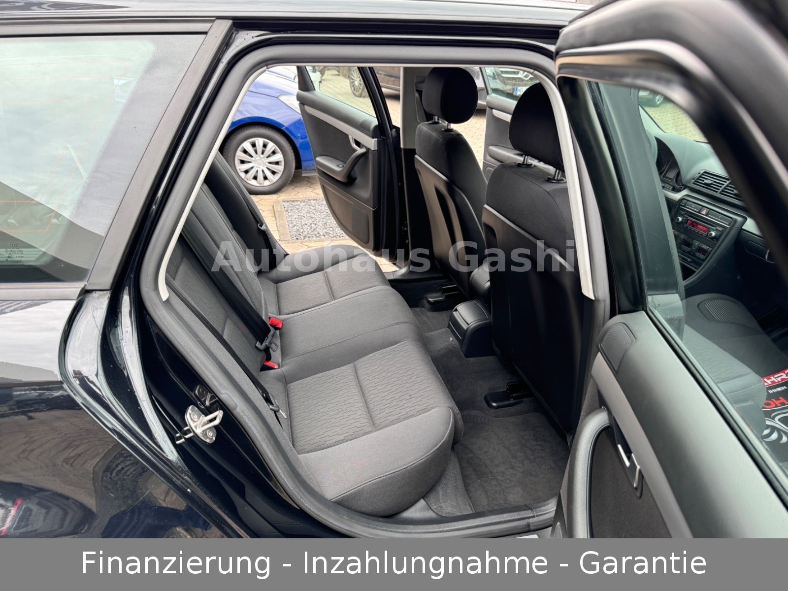 Fahrzeugabbildung Audi A4 Avant 2.7 TDI*2.Hand*Scheckheft*AHK*Tüv