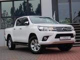 Toyota Hilux 2.4 D-4D-F Double Cab 4x4 Euro 6 - Toyota Hilux in Düsseldorf