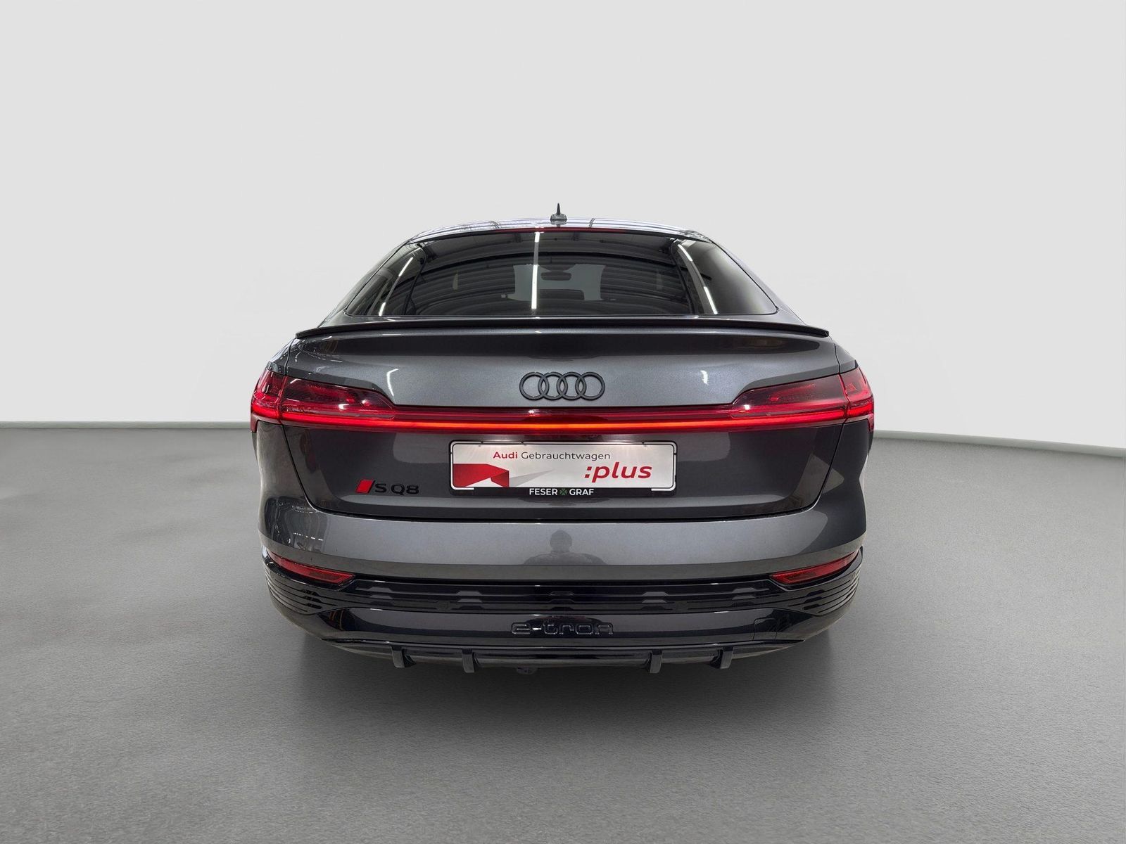 Audi SQ8 - Bild 8