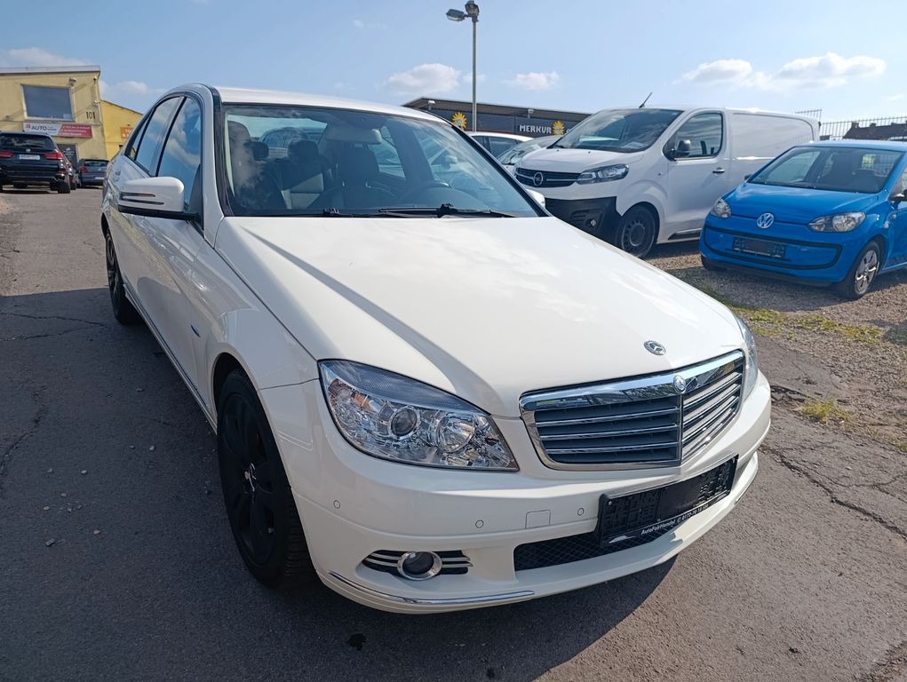 Mercedes-Benz C 180 C -Klasse Lim. C 180 Kompressor*AHK*SITZ-H