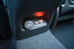 Fahrzeugabbildung Volvo XC40 B4 R-Design *STDHZG*PANO*360°*ACC*AHK