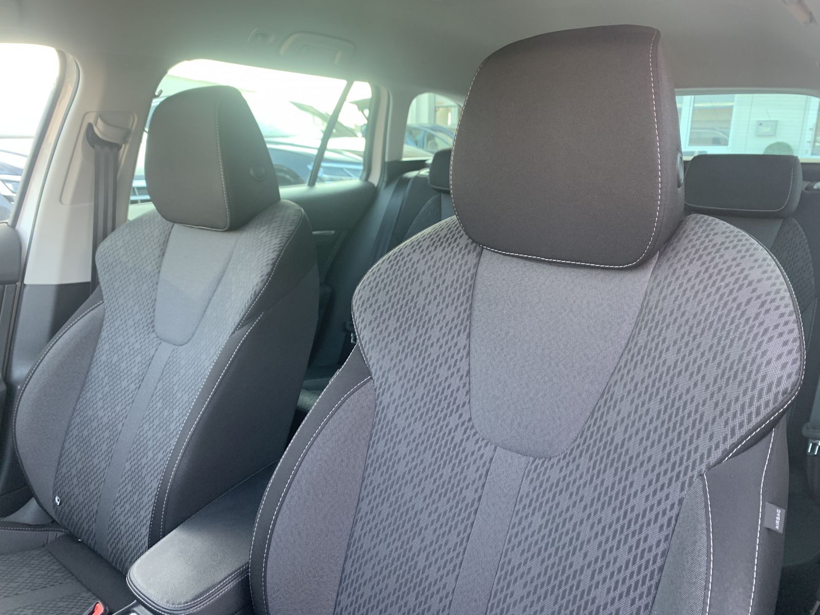 Fahrzeugabbildung SKODA Octavia 2.0 TDI*AHK*LED*HeadUp*Cam*Navi*ACC*