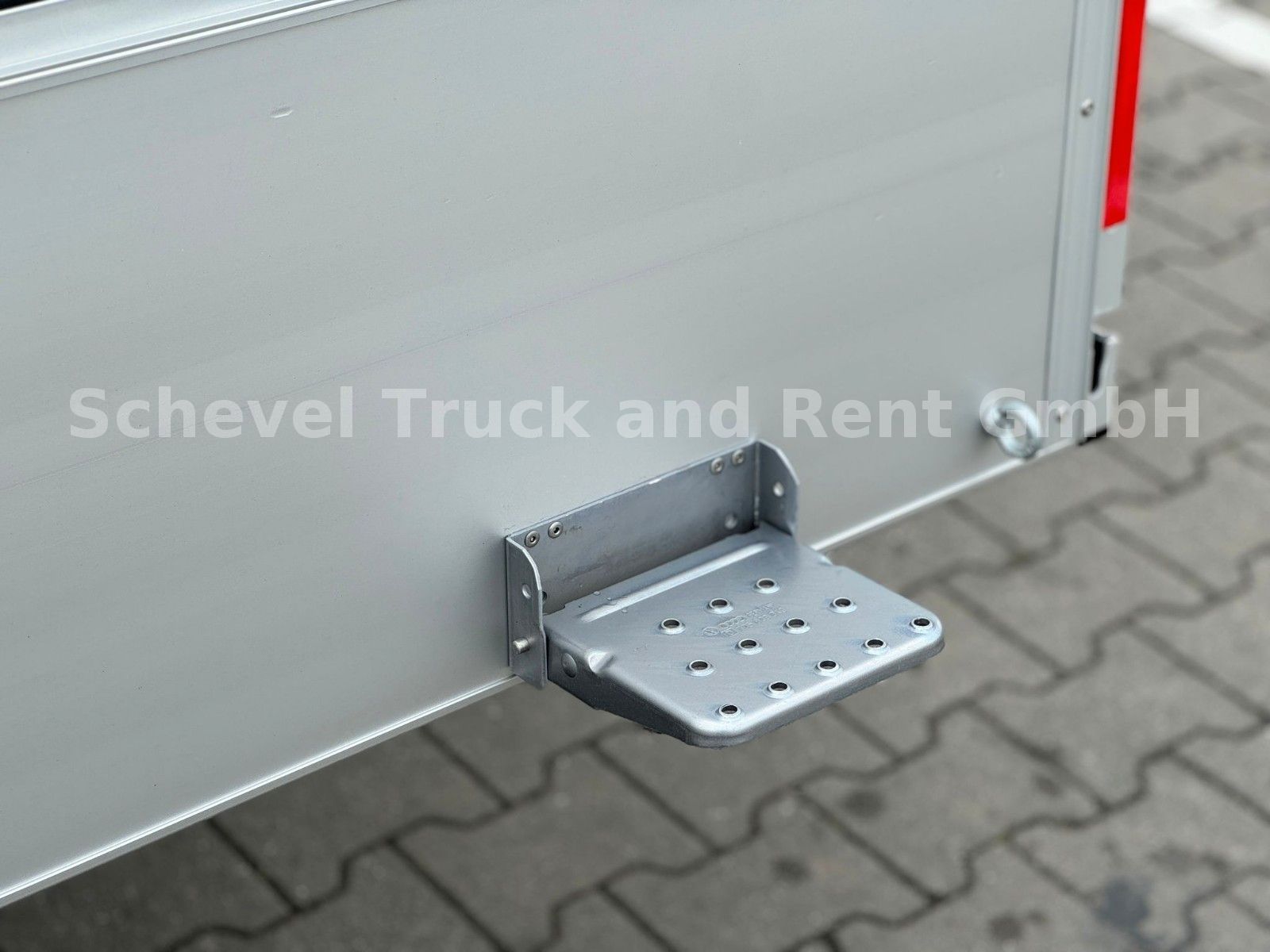 Fahrzeugabbildung MAN TGE 3.180 4x4  DoKa Pritsche Automatik