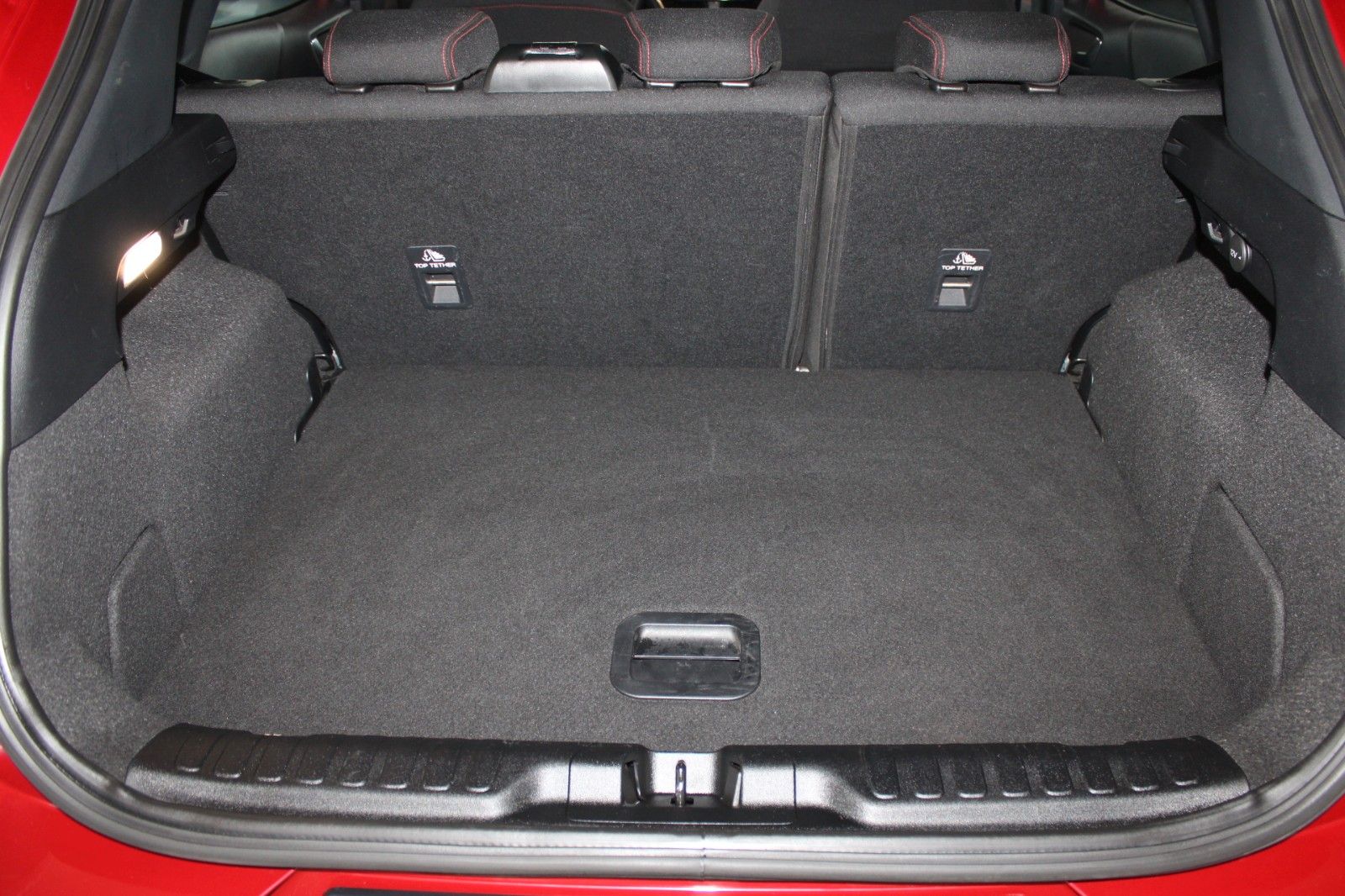 Fahrzeugabbildung Ford Puma MHEV ST-Line AHK LED NAVI WINTER PAKET uvm.