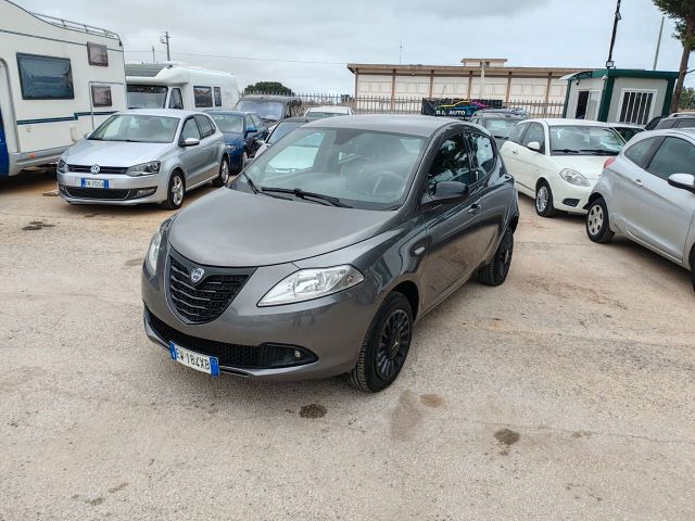 Lancia Ypsilon 0.9 TwinAir Metano Ecochic Gold