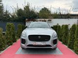 Jaguar E-Pace E-PACE R-Dynamic AWD - silberne Jaguar E-Pace