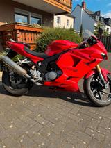Hyosung GT125R - Angebote entsprechen deinen Suchkriterien