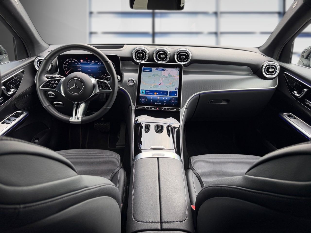 Fahrzeugabbildung Mercedes-Benz GLC 300 de 4M EDITION+AHK+HEADUP+360+MEMOR+DISTR