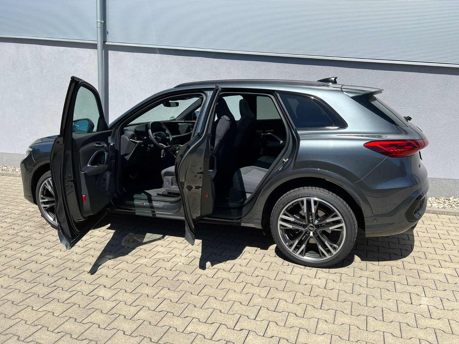 Audi Q5 TDI quattro S-LINE/Panoramadach/Tech plus