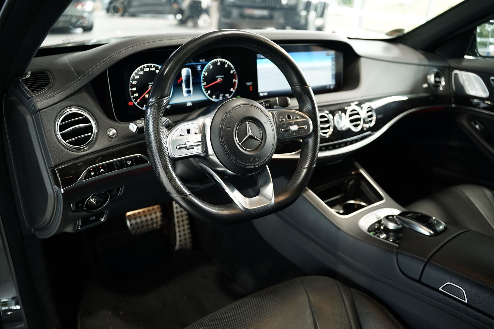 Mercedes Benz S 560
