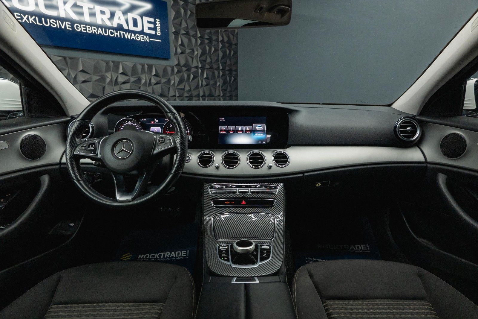 Fahrzeugabbildung Mercedes-Benz E 220d 4Matic Business *LED*Kamera*Scheckheft*