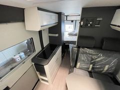 Adria Twin Supreme 600 SPB  EZ2026  Bestand*