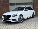 Mercedes-Benz C 200 Sportpaket  LED PDC  1-Hand - mit Diesel-Antrieb: Weiß, Kombi, Sportpaket
