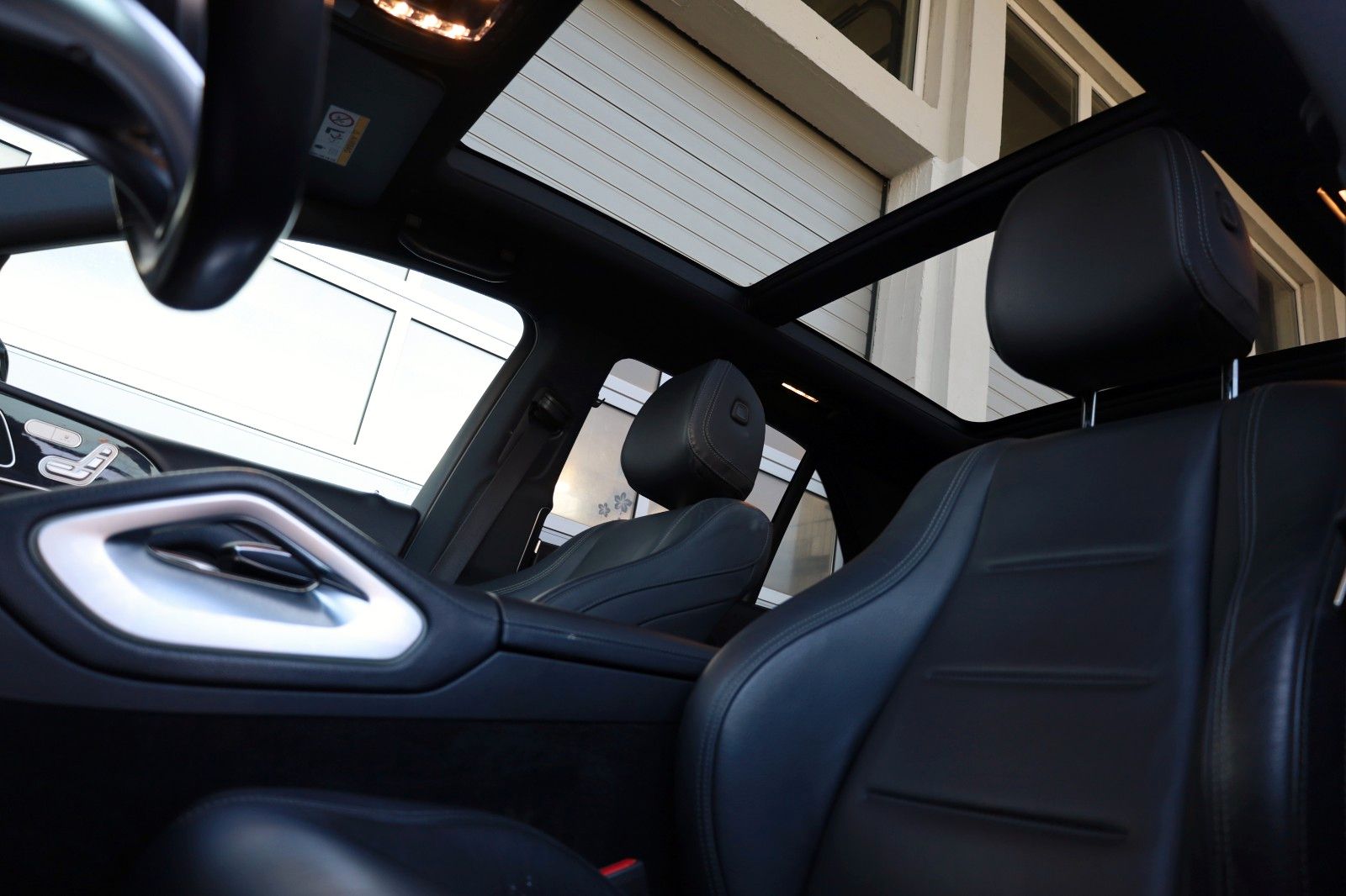 Fahrzeugabbildung Mercedes-Benz GLE 350d 4M AMG Leder,Navi,LED,Panorama,Night-P.