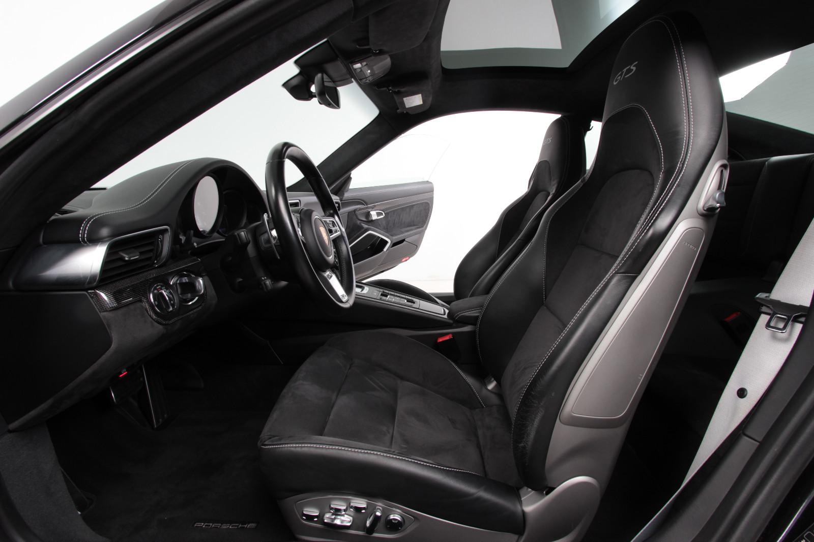 Car Image 27