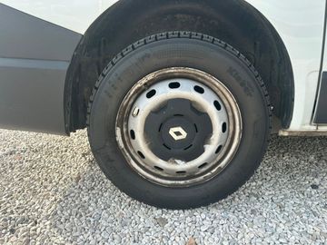 Renault Trafic - 9