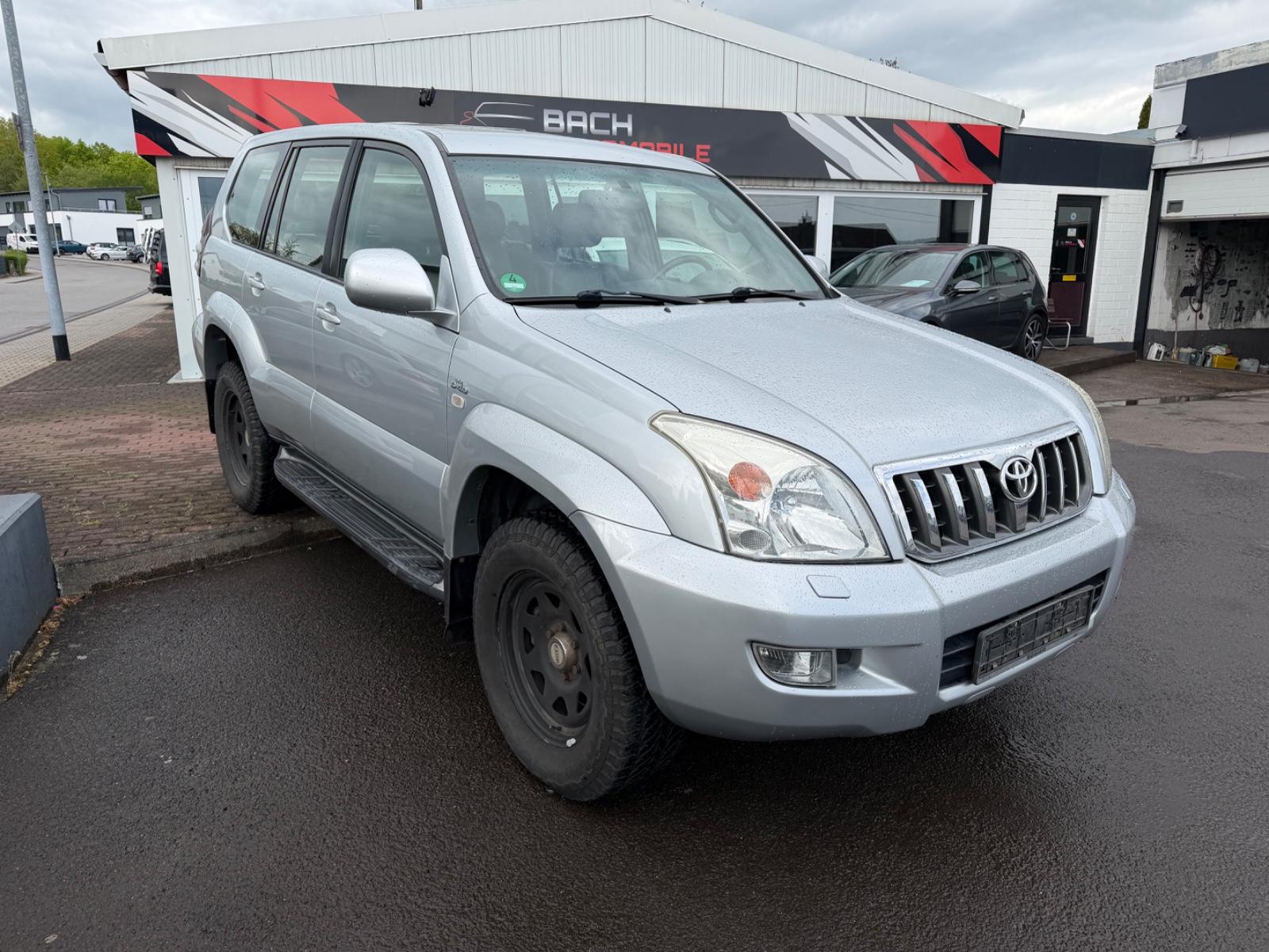Toyota 3.0 D-4D Executive 7 Sitzer