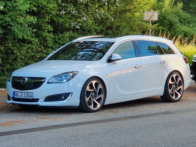 Opel Insignia Sports Tourer 2.0 BiTurbo CDTI Spor...