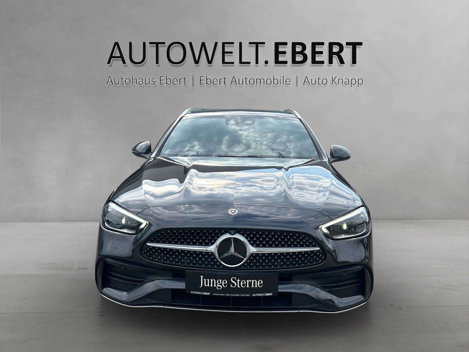 Fahrzeugabbildung Mercedes-Benz C300d T AMG Pano DISTRO DigiLED Busines AHK Memo
