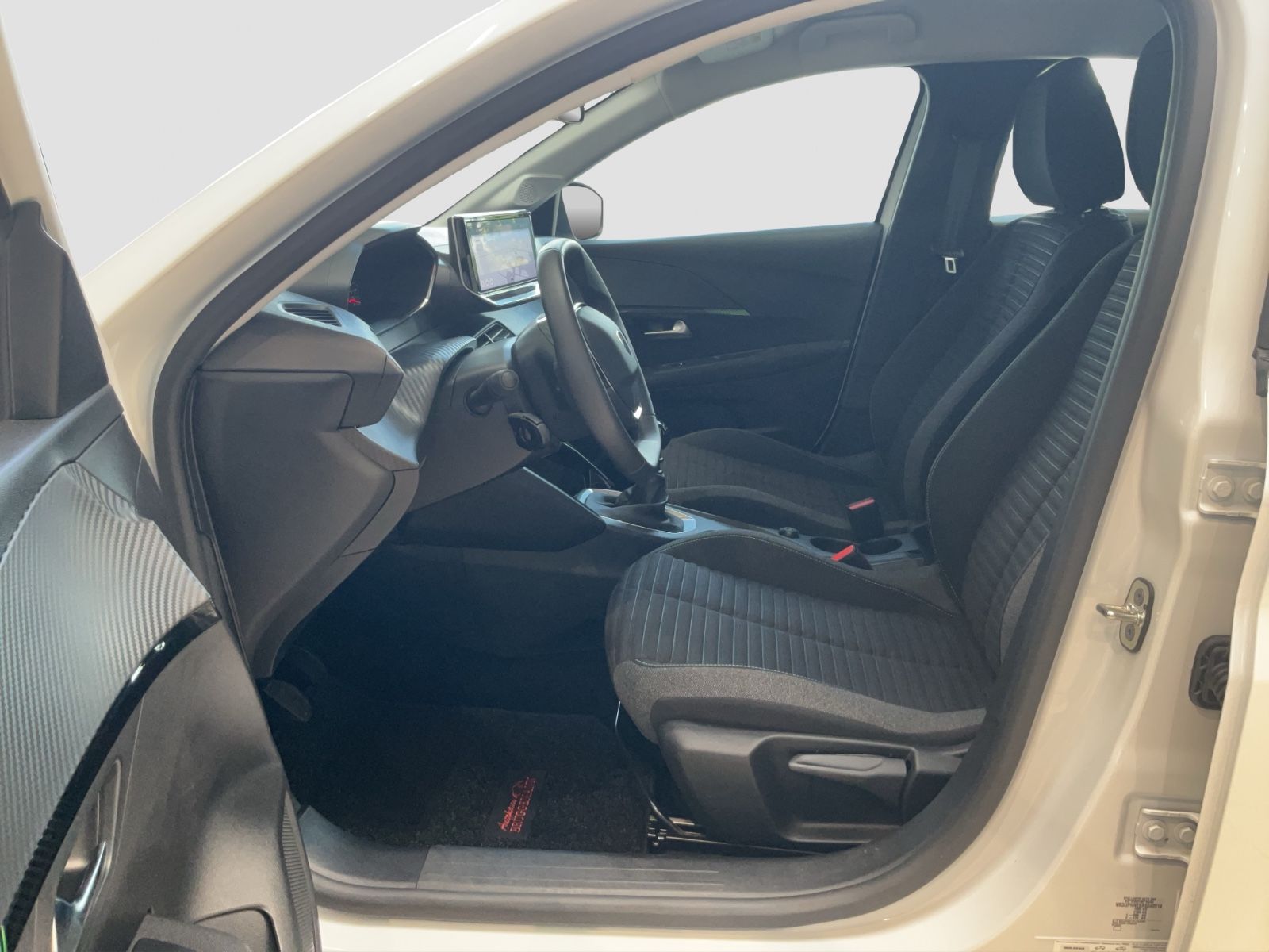 Fahrzeugabbildung Peugeot 208 Active