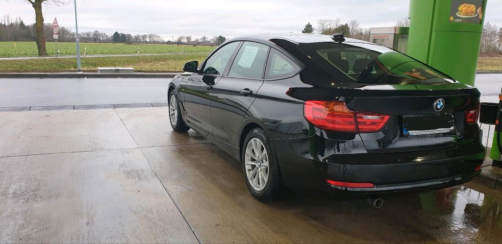 Image of BMW 320 Gran Turismo