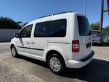 Volkswagen Caddy 1,6 Kasten/Kombi Soccer Trendline Sport - VW Caddy Gebrauchtwagen in Hannover