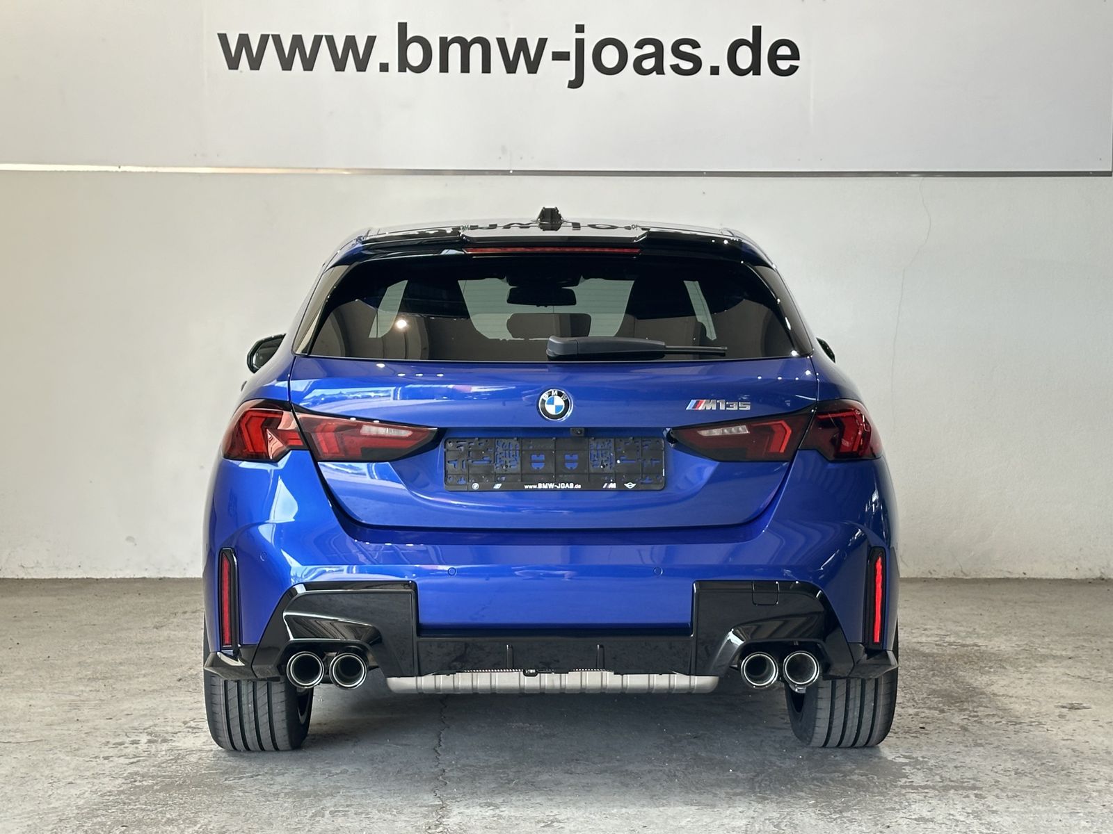 Fahrzeugabbildung BMW M135 xDrive Head-Up Harman Kardon HiFi AHK