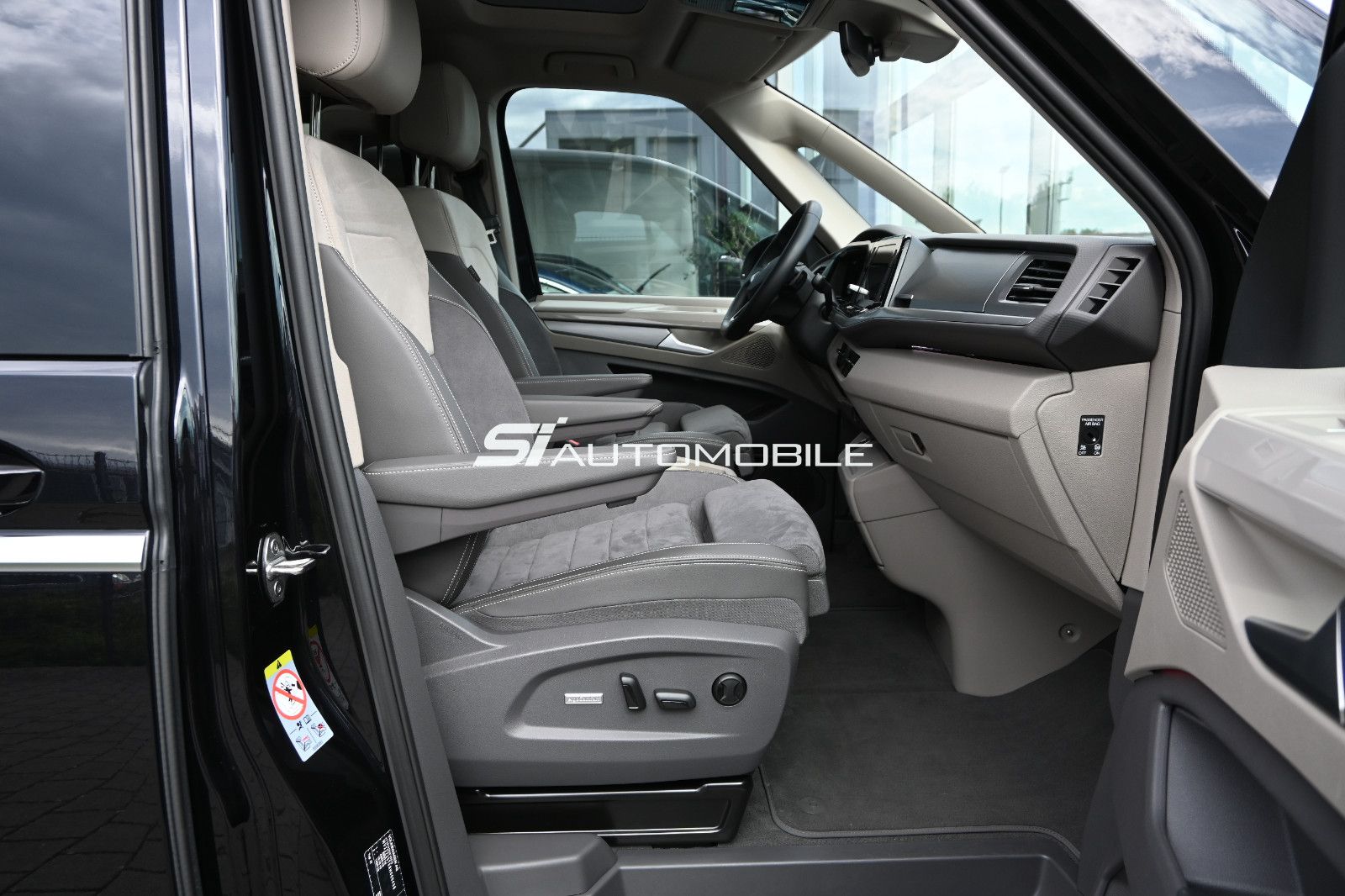 Fahrzeugabbildung Volkswagen T7 Multivan 2.0 TDI DSG Style Lang °UVP 82.348€°