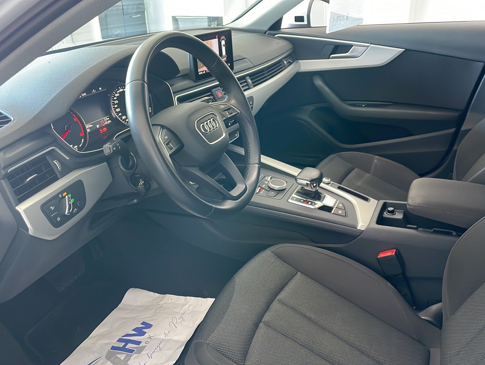 Fahrzeugabbildung Audi A4 Avant 30 TDI basis 2.0 90KW 6dT