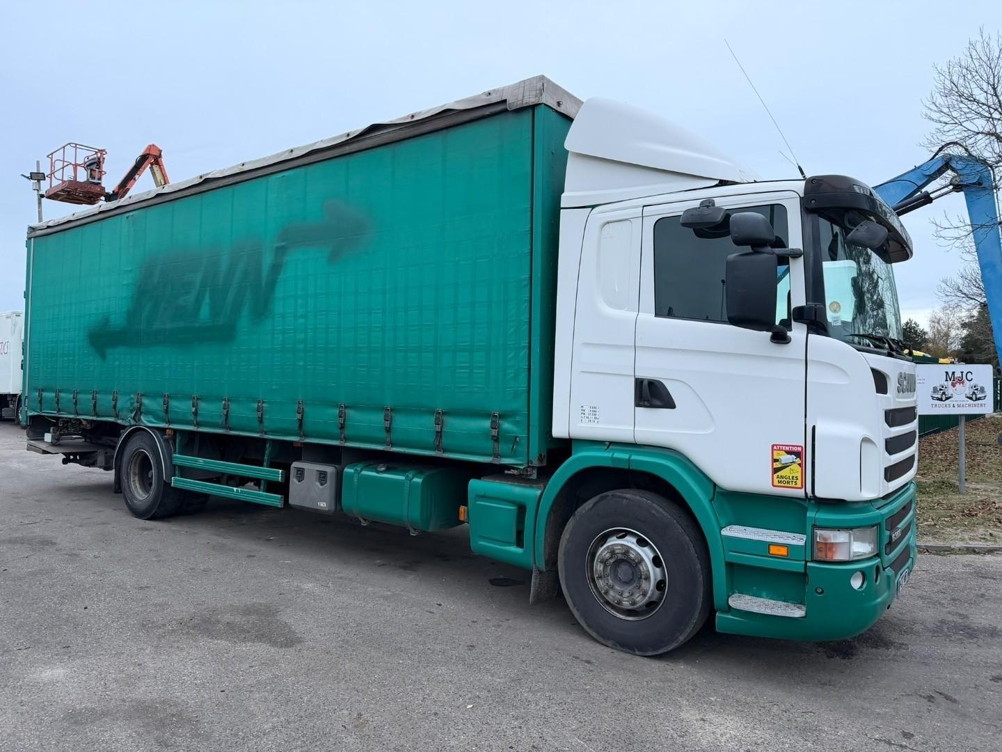 Scania G360 4x2 CURTAINSIDE BOX (9m20 x 2m55 x 2m50) -