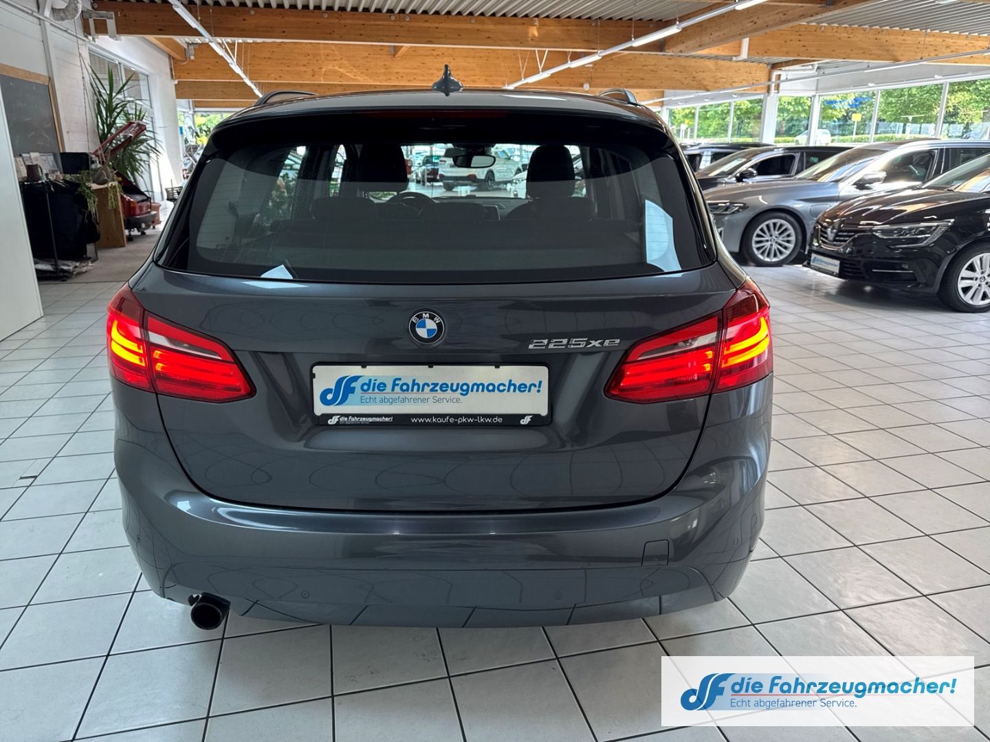 Fahrzeugabbildung BMW 225 xe Advantage Active Tourer 225xe iPerformanc